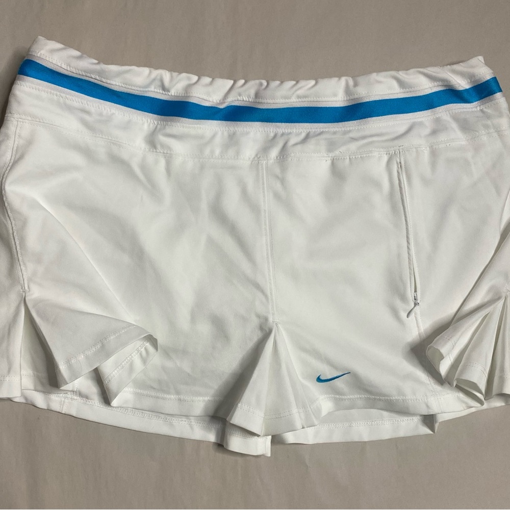 NIKE Women's Large Dri-Fit  Golf Tennis Skort Skirt White/Turquoise